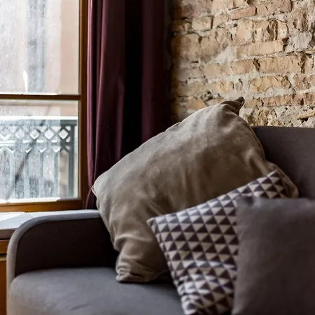 Le Ail Apartment *