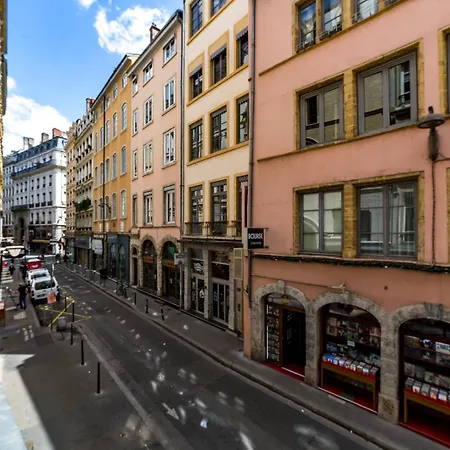 Allinlyon | Grand Loft Chic & Chaleureux *